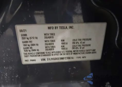 2021 Tesla Model Y Long Range Dual Motor All-Wheel Drive z USA, uszkodzony, nr VIN 5YJYGDEE9MF239614